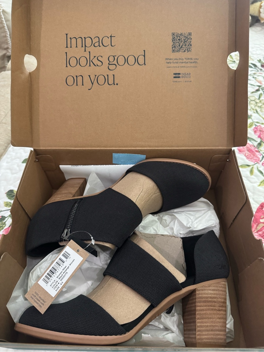 BRAND NEW TOMS HEELS